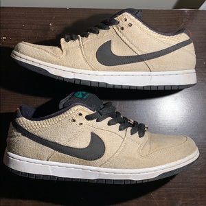 !!!!!Sold!!!!!Used nike sb dunk “hemp” size 9.5
